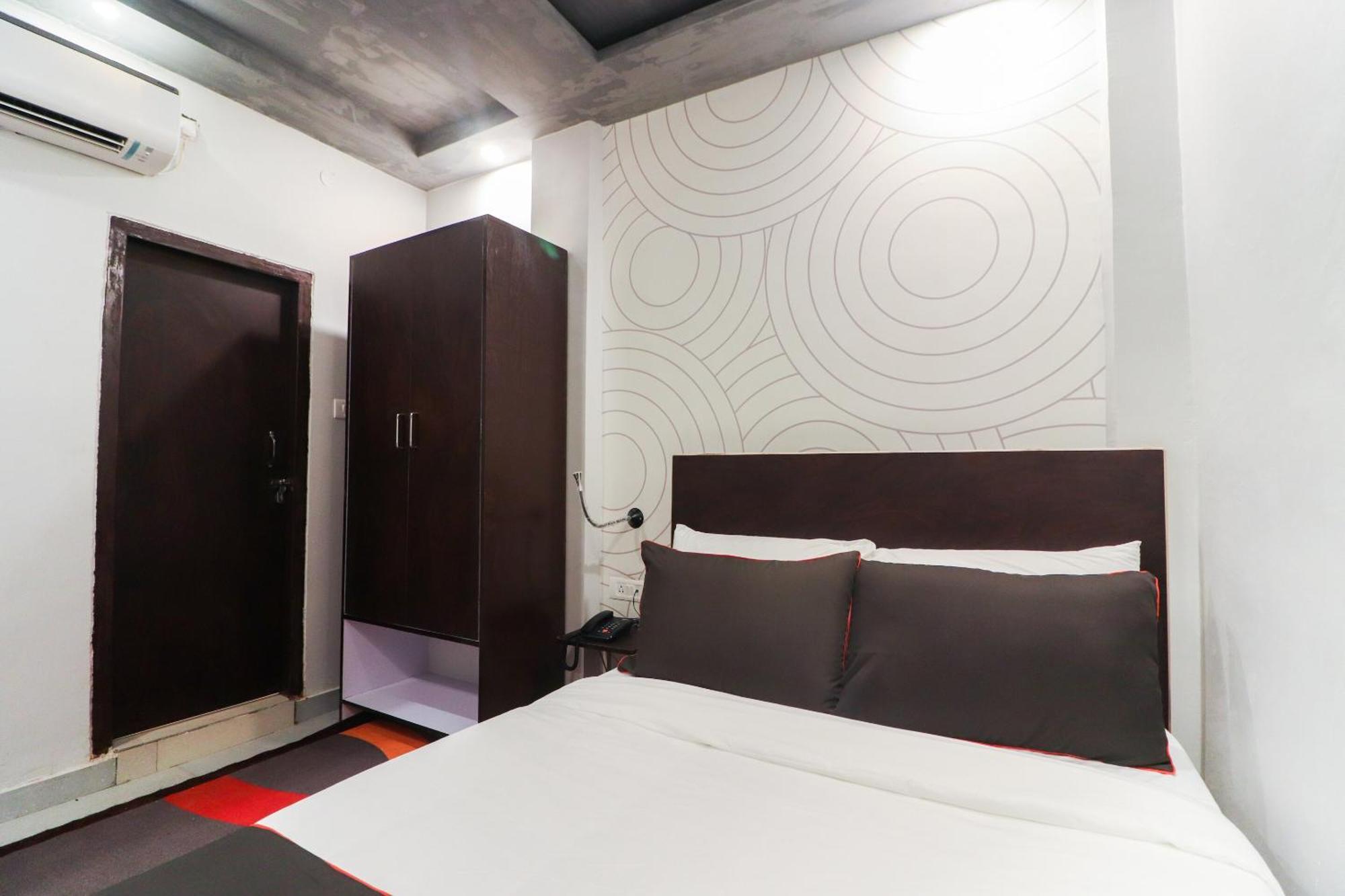 Hotel Super Collection O Sonica Gold Civil Lines Prayagraj Exterior foto