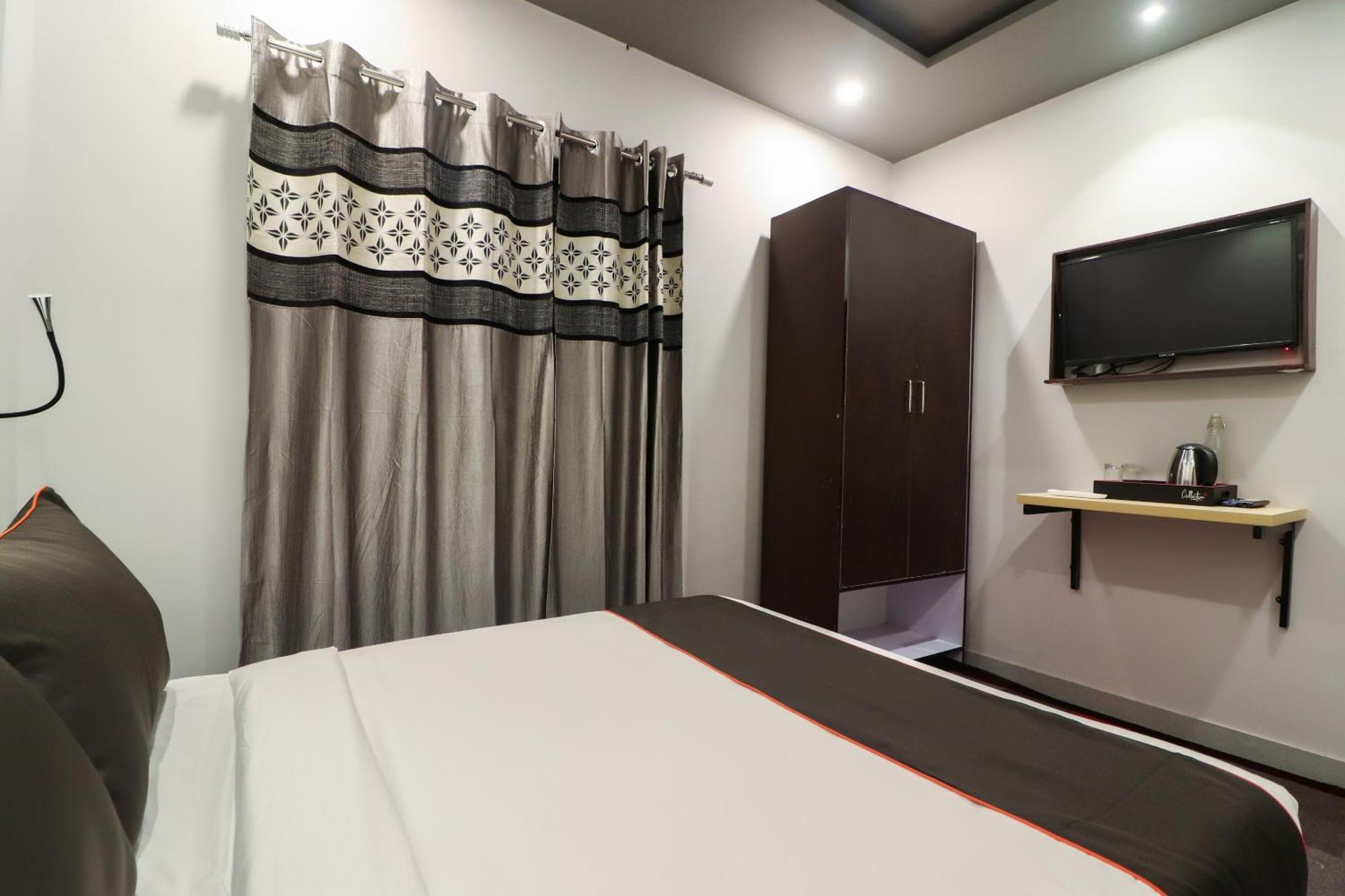 Hotel Super Collection O Sonica Gold Civil Lines Prayagraj Exterior foto